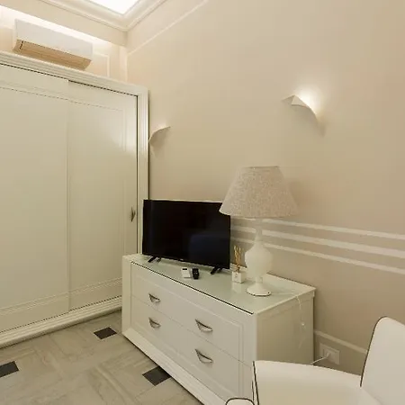Royal Blue Apartment Sorrento